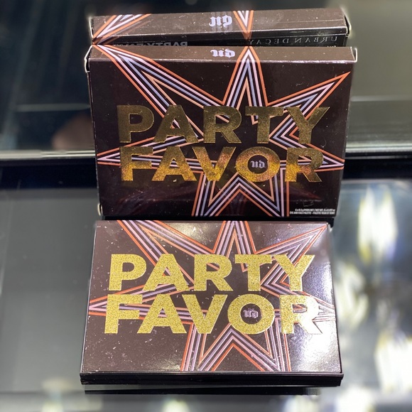 NEW Party Favor Urban Decay Moondust Pallete - Picture 5 of 8